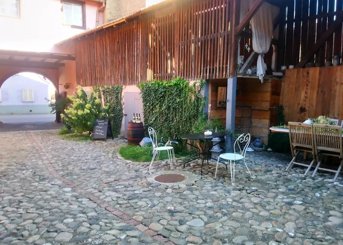 Couette-café Coté Cour Colmar 2 Bischwihr
